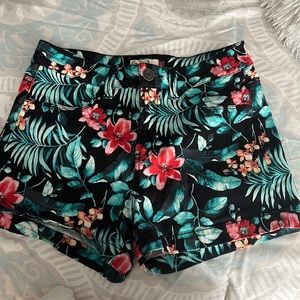 patterned shorts